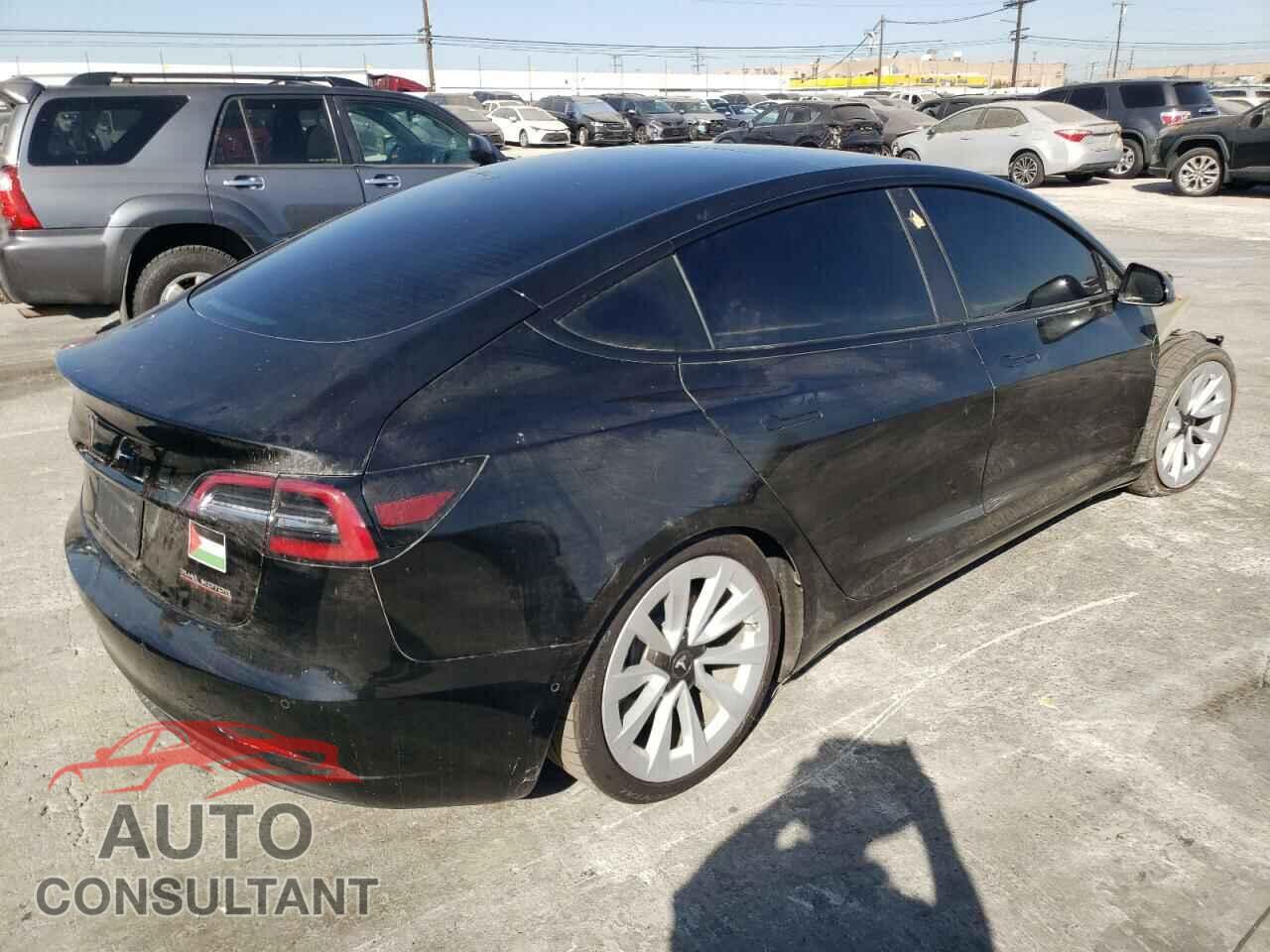 TESLA MODEL 3 2021 - 5YJ3E1EB4MF879556