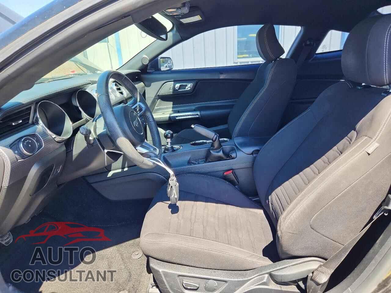 FORD MUSTANG 2017 - 1FA6P8CF1H5291133