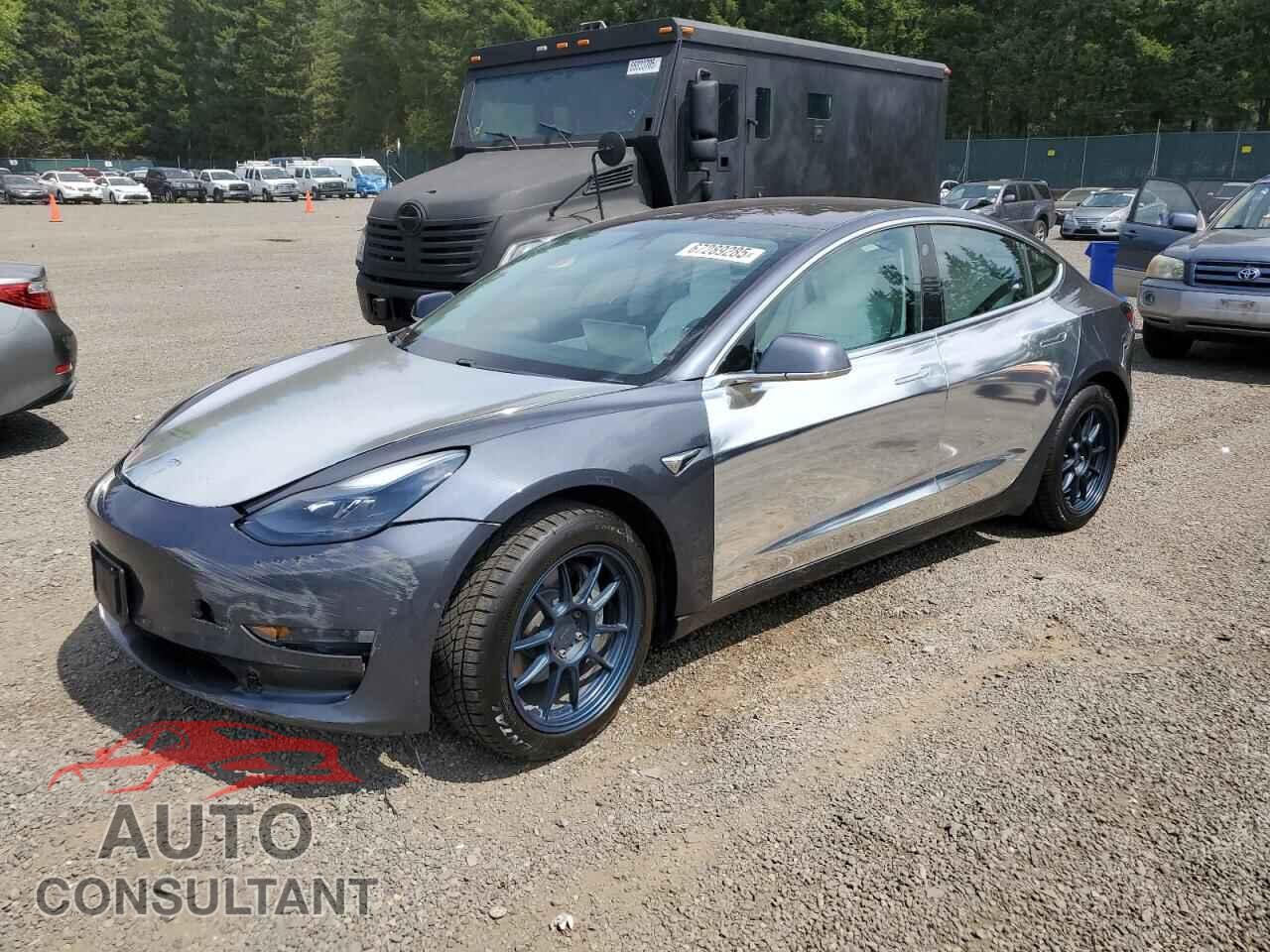 TESLA MODEL 3 2018 - 5YJ3E1EA5JF155961