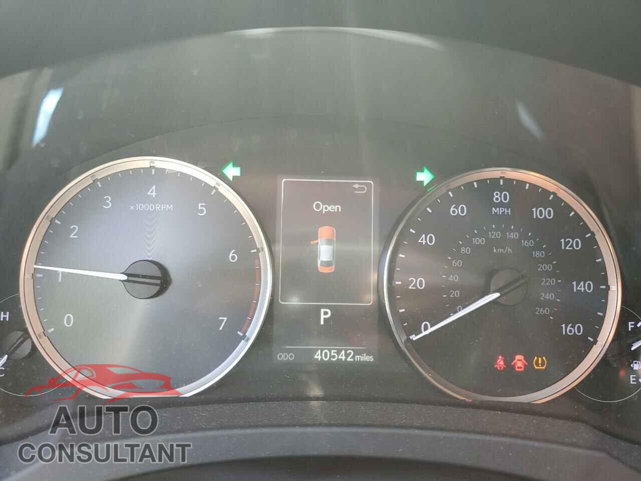 LEXUS IS 2019 - JTHBA1D29K5086792