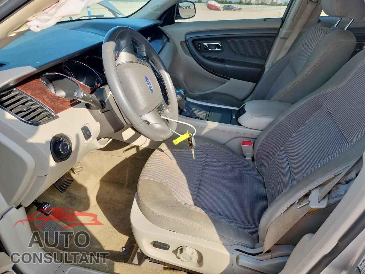 FORD TAURUS 2012 - 1FAHP2EW2CG131178