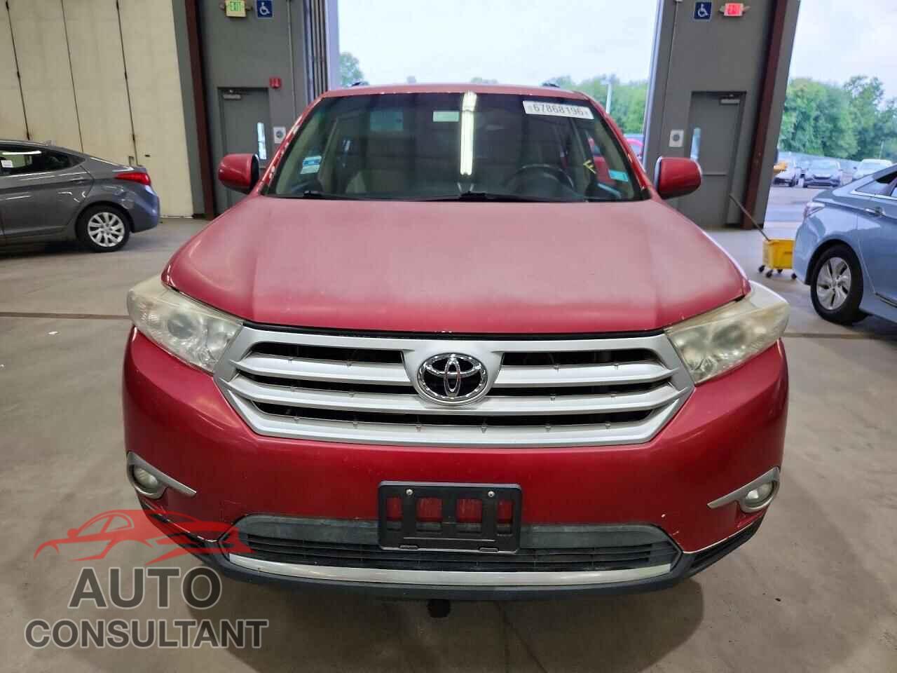 TOYOTA HIGHLANDER 2011 - 5TDBK3EH3BS060812