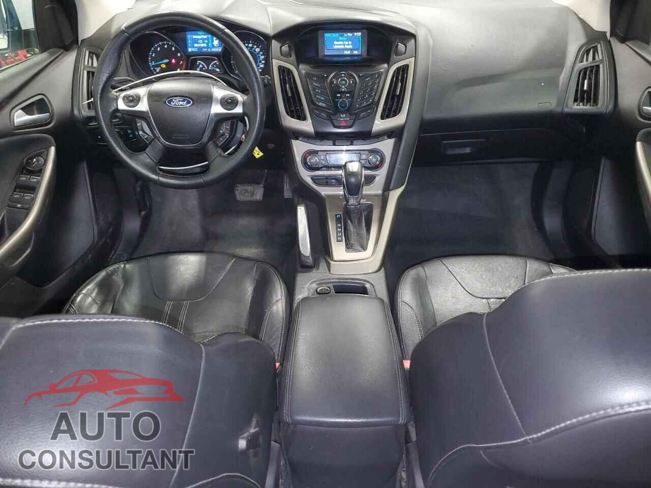 FORD FOCUS 2012 - 1FAHP3M28CL177285