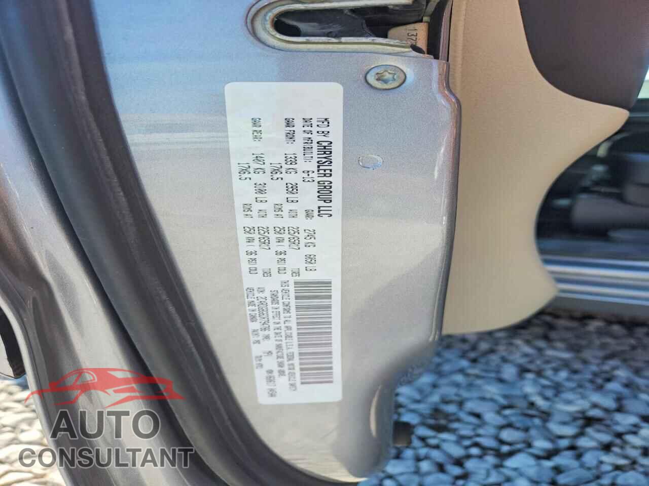 DODGE CARAVAN 2013 - 2C4RDGBG6DR794786