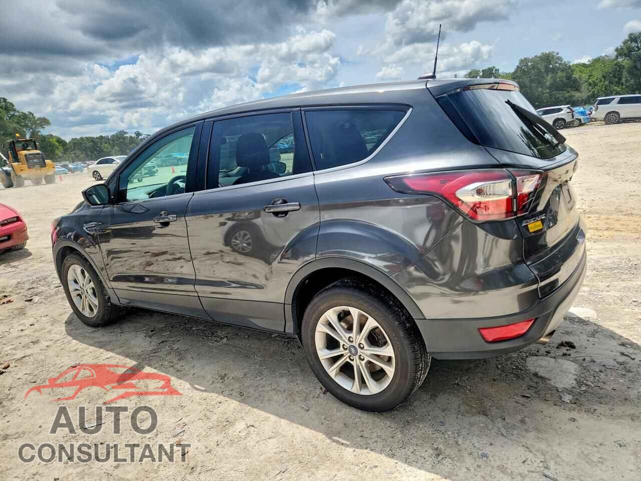FORD ESCAPE 2017 - 1FMCU0GD4HUB06400