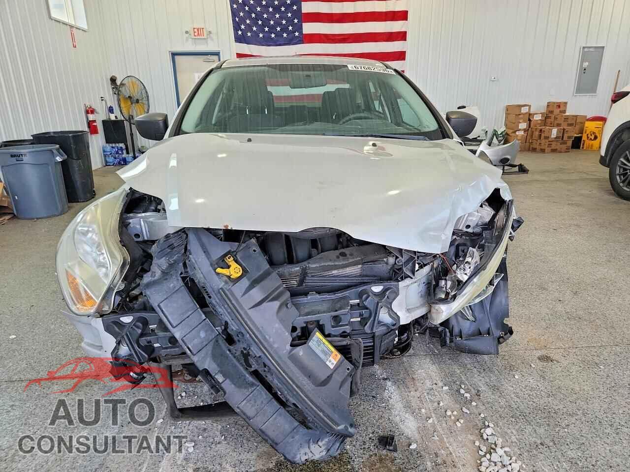 FORD FOCUS 2013 - 1FADP3E26DL162461