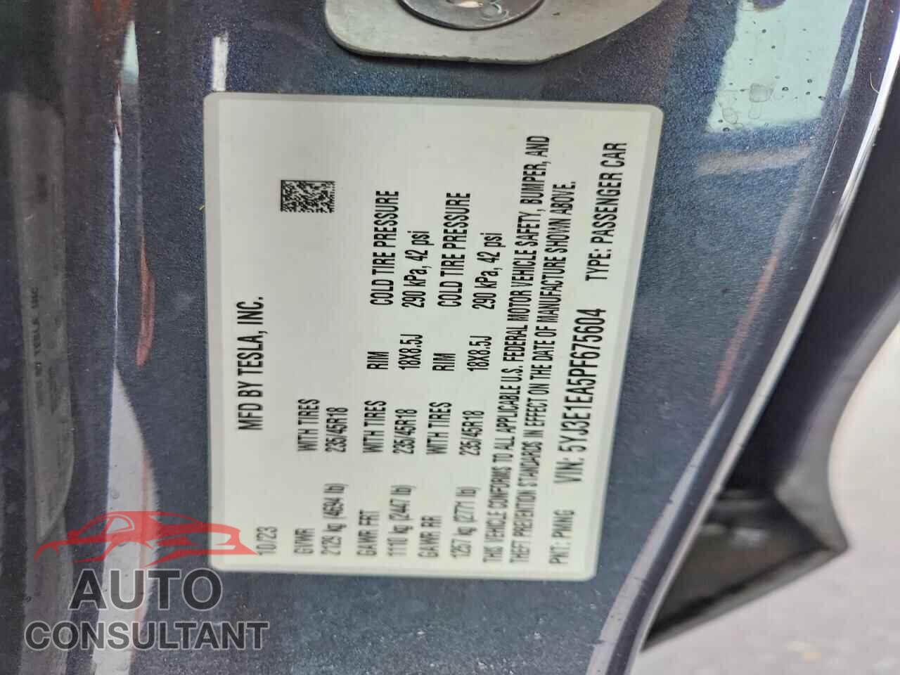 TESLA MODEL 3 2023 - 5YJ3E1EA5PF675604