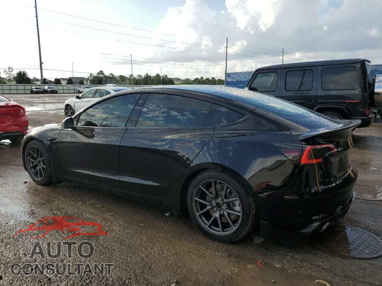 TESLA MODEL 3 2018 - 5YJ3E1EA1JF063407