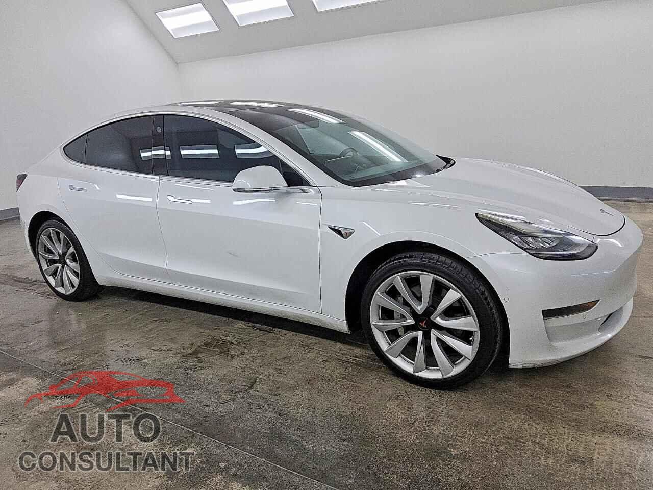 TESLA MODEL 3 2019 - 5YJ3E1EA6KF437897