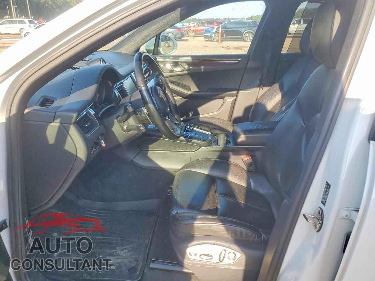 PORSCHE MACAN 2015 - WP1AB2A50FLB59112