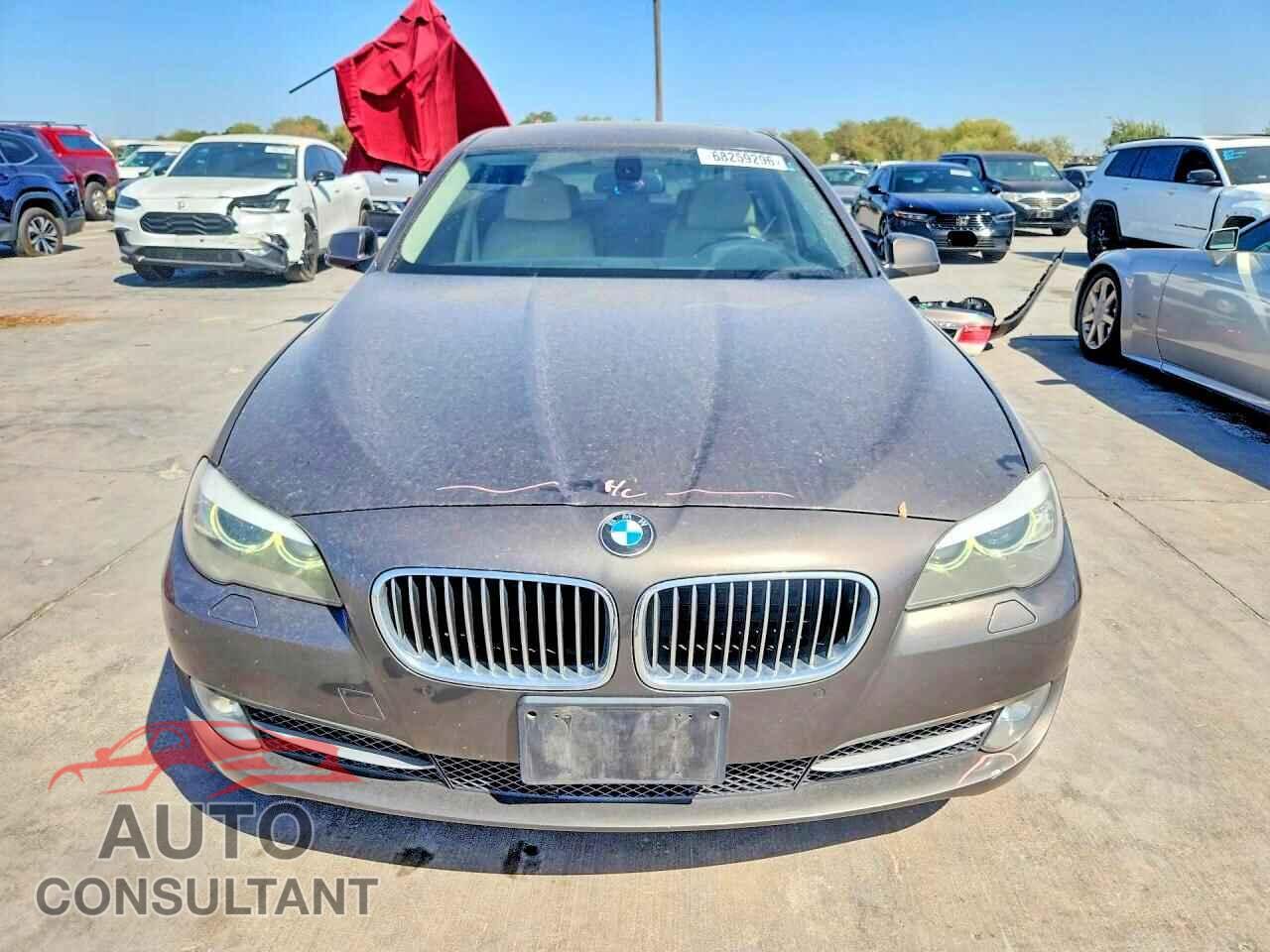 BMW 5 SERIES 2011 - WBAFR7C56BC801806