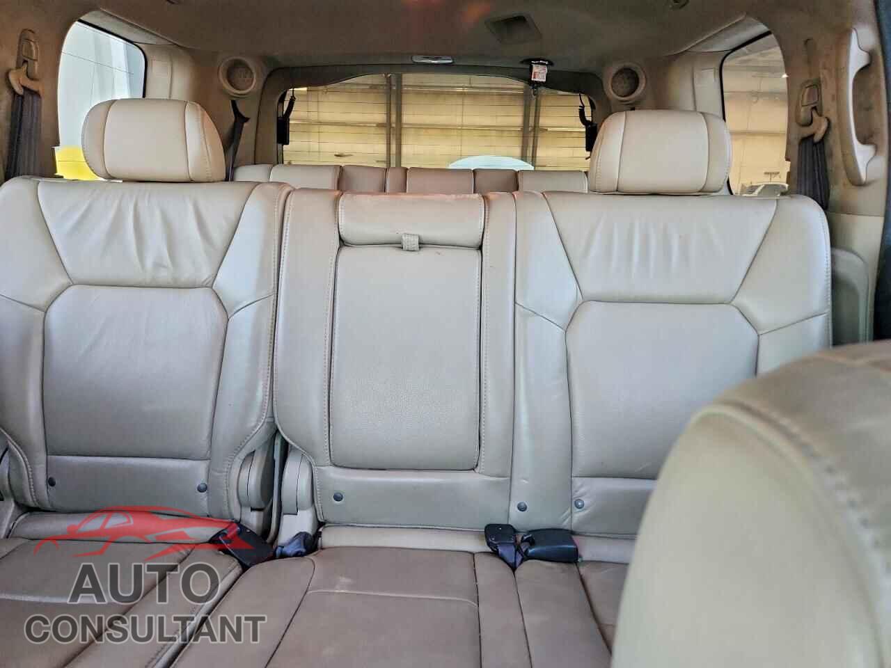 HONDA PILOT 2011 - 5FNYF4H67BB080709