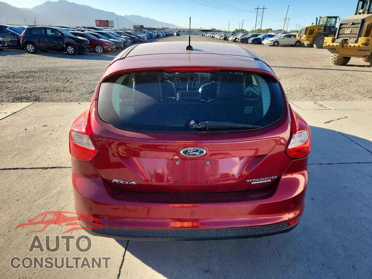 FORD FOCUS 2014 - 1FADP3N2XEL264203