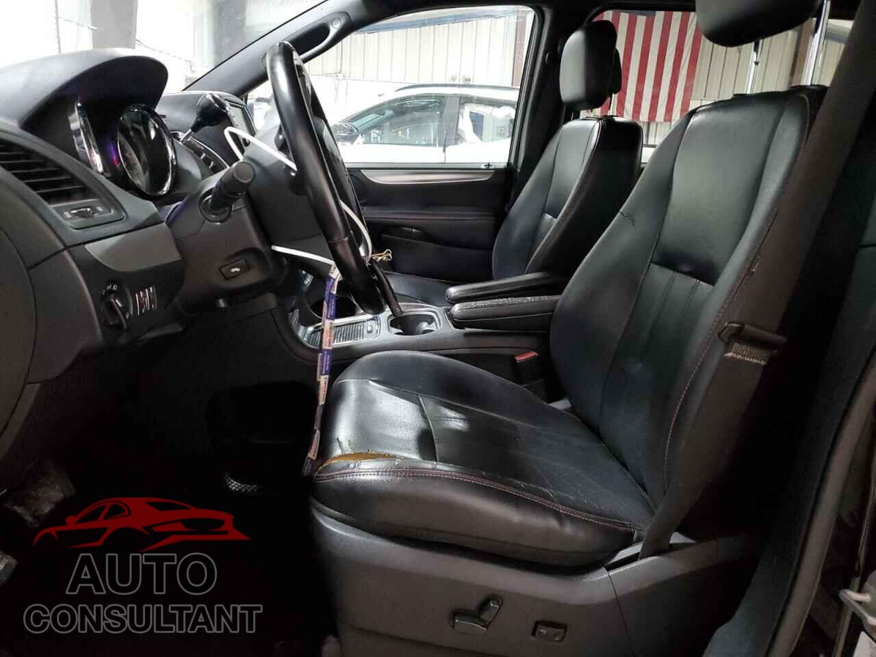 DODGE CARAVAN 2011 - 2D4RN7DG5BR697444