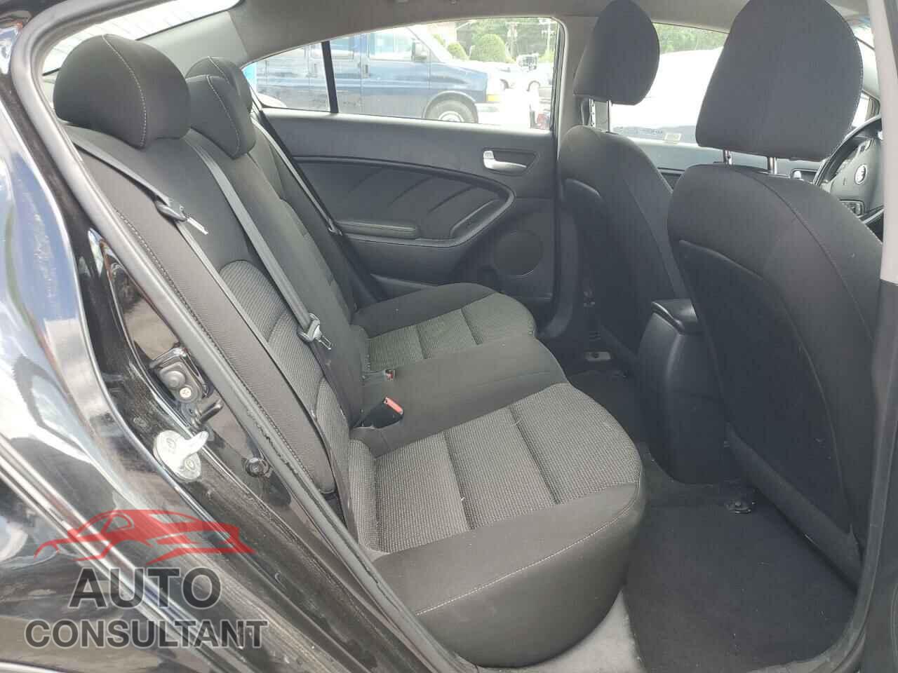 KIA FORTE 2017 - 3KPFK4A73HE022245