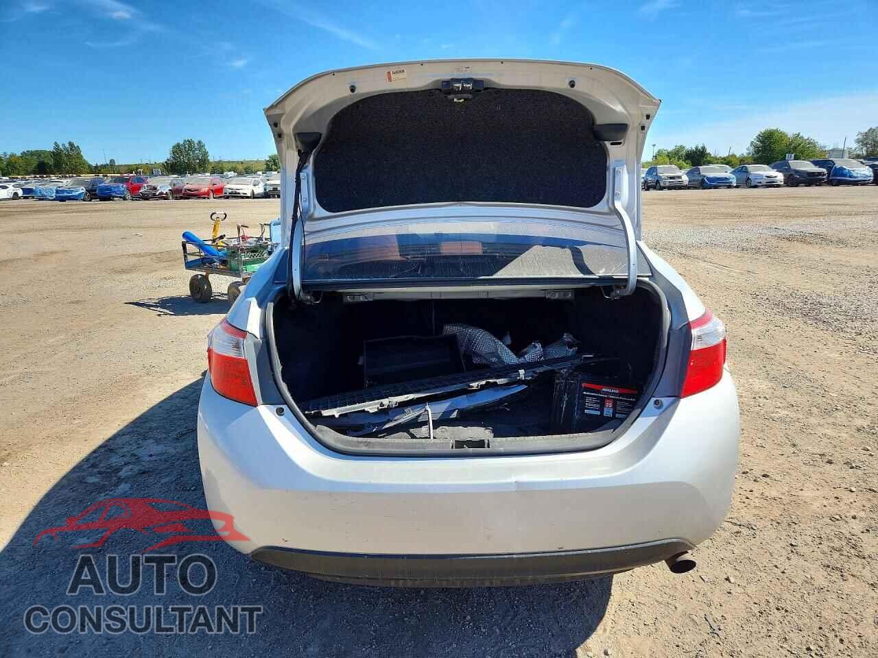 TOYOTA COROLLA 2015 - 2T1BURHE7FC321937