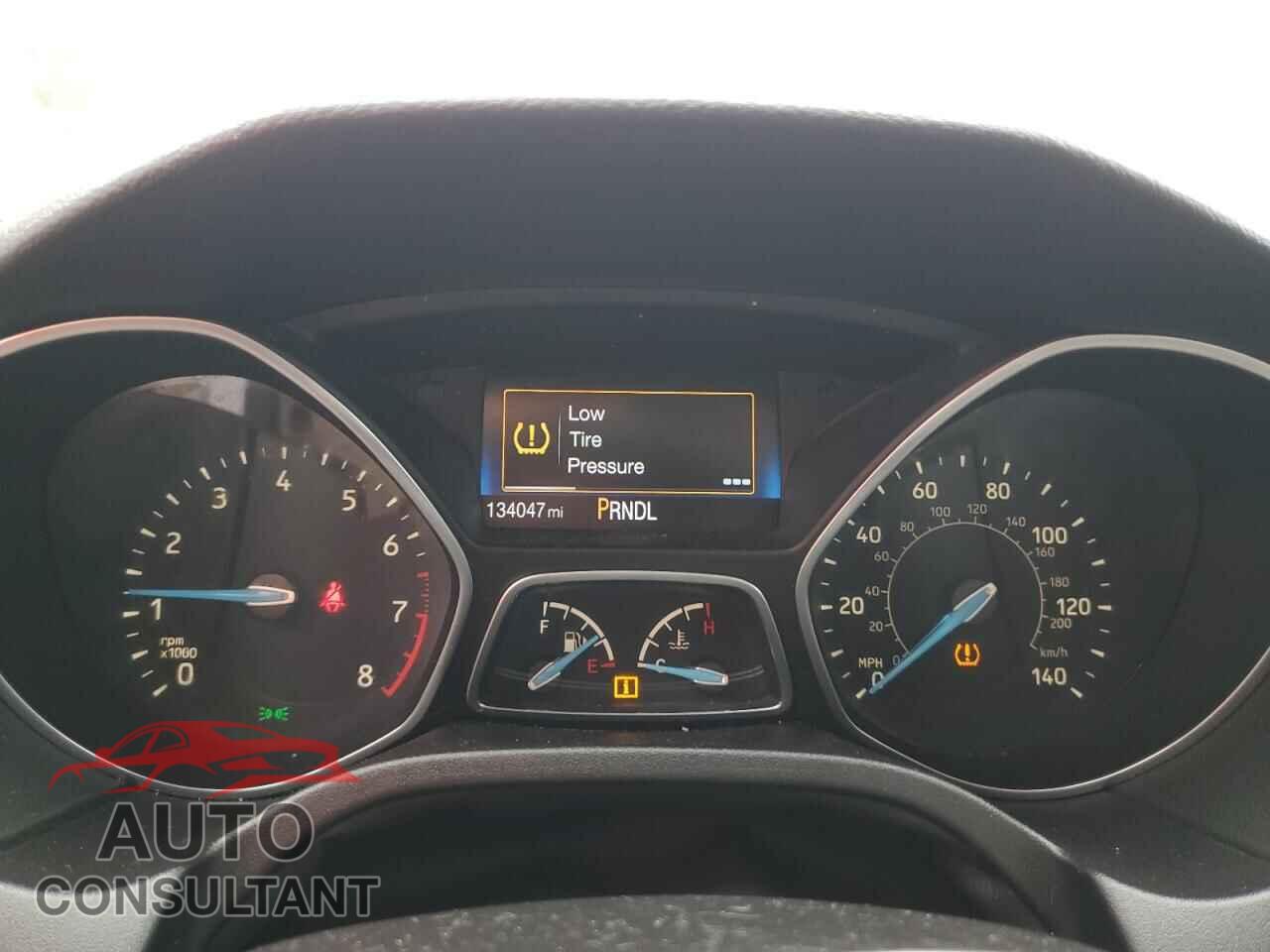 FORD FOCUS 2015 - 1FADP3F25FL365634