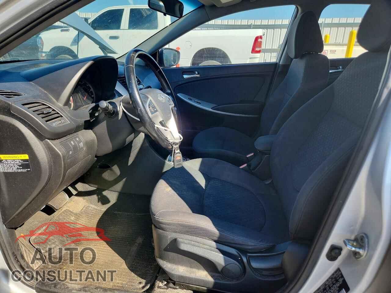 HYUNDAI ACCENT 2013 - KMHCU5AE9DU106725
