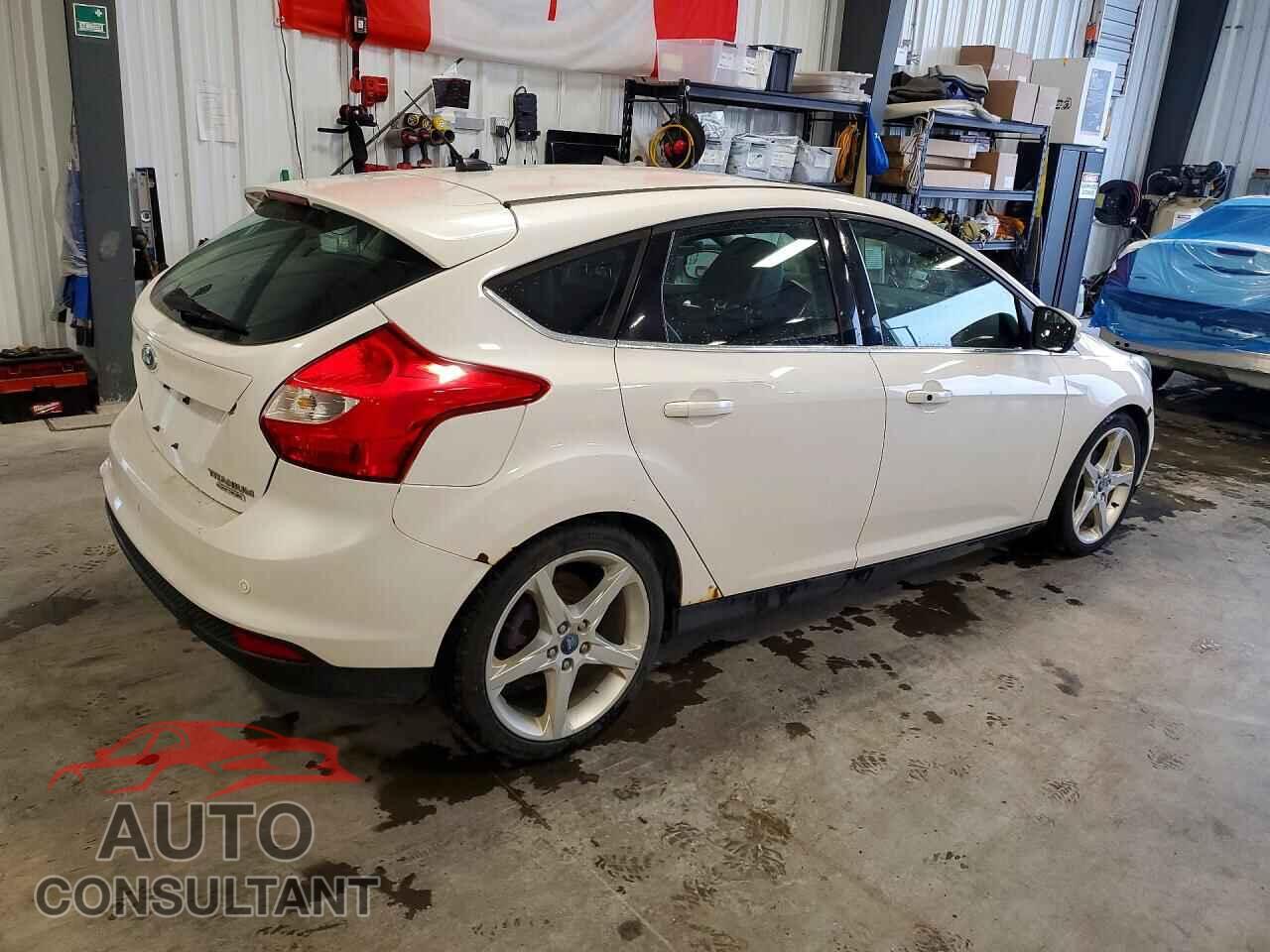 FORD FOCUS 2012 - 1FAHP3N2XCL418164