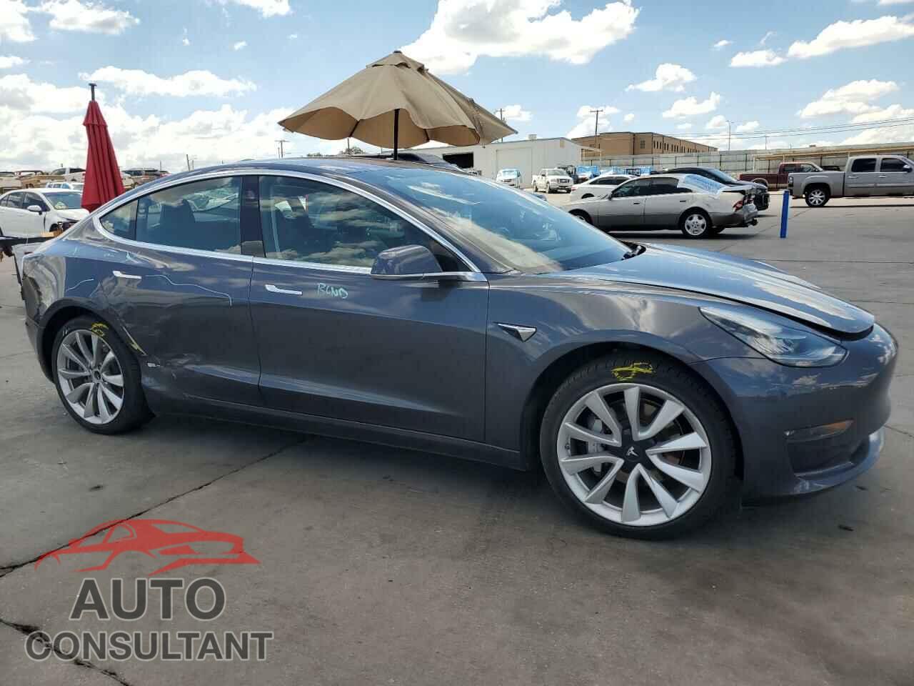 TESLA MODEL 3 2018 - 5YJ3E1EA5JF046478