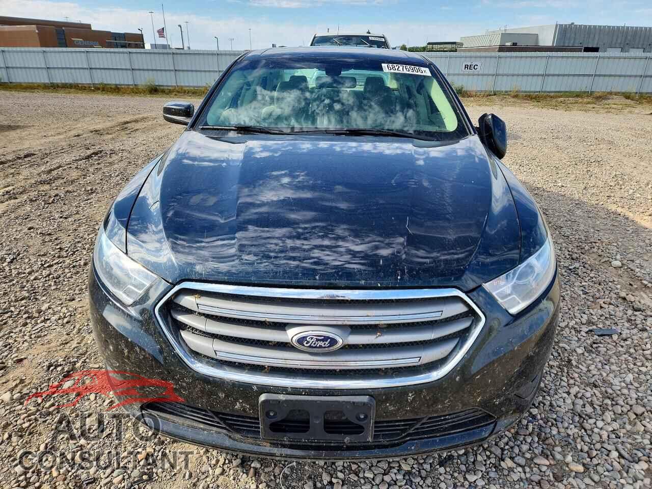FORD TAURUS 2015 - 1FAHP2H89FG124438