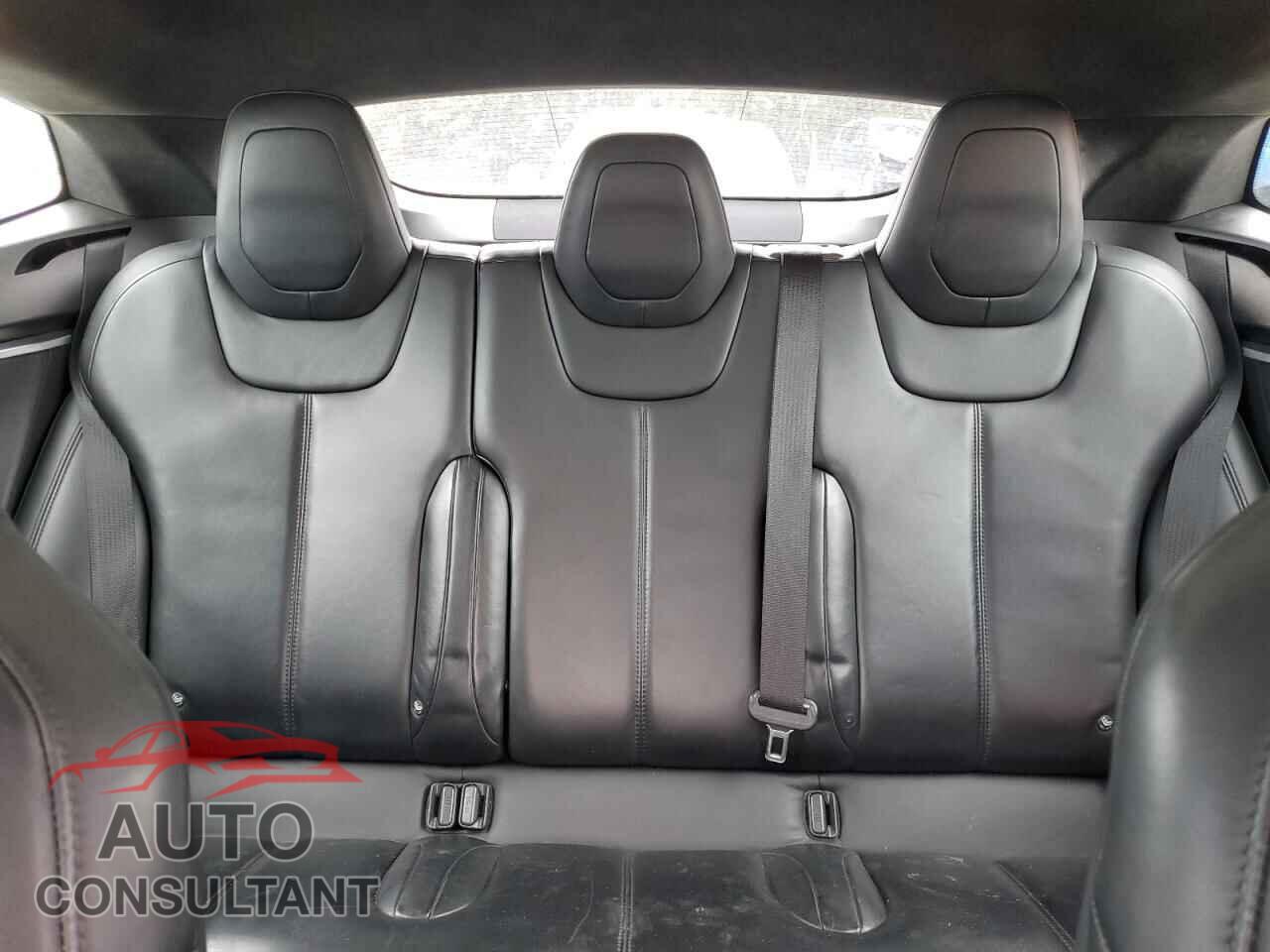 TESLA MODEL S 2015 - 5YJSA1H26FF084322