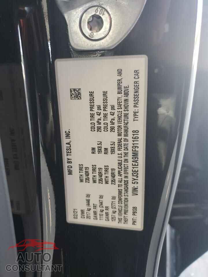 TESLA MODEL 3 2021 - 5YJ3E1EA9MF911618