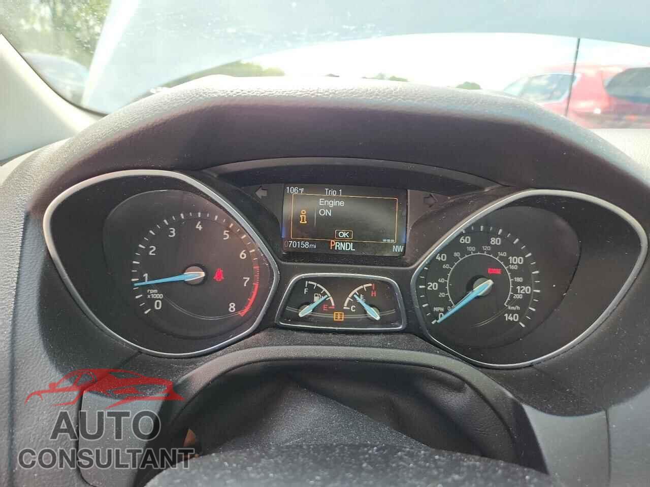FORD FOCUS 2015 - 1FADP3F23FL251826