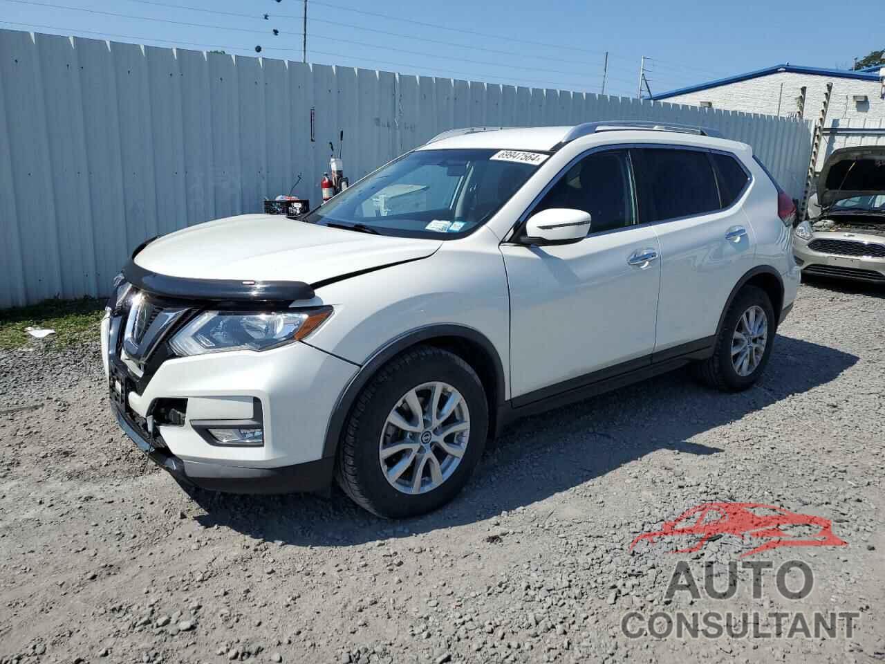 NISSAN ROGUE 2017 - KNMAT2MV4HP595614