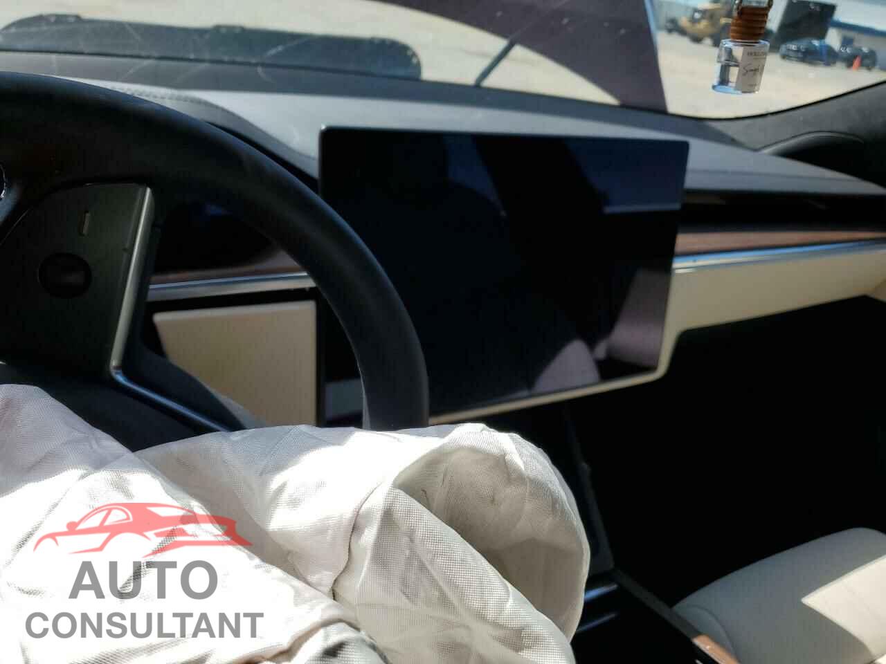 TESLA MODEL S 2023 - 5YJSA1E59PF519009