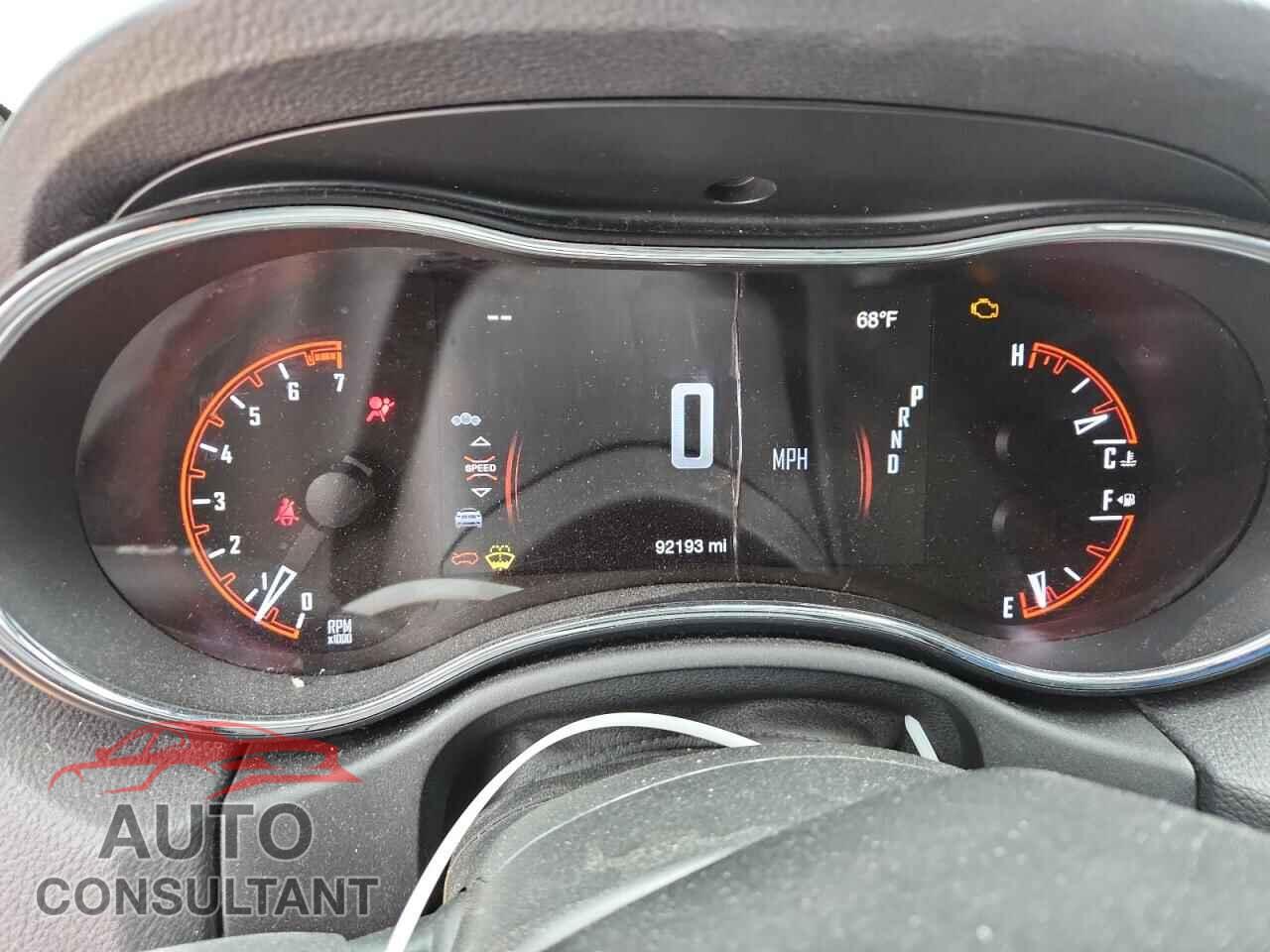 DODGE DURANGO 2018 - 1C4RDHAG8JC490189
