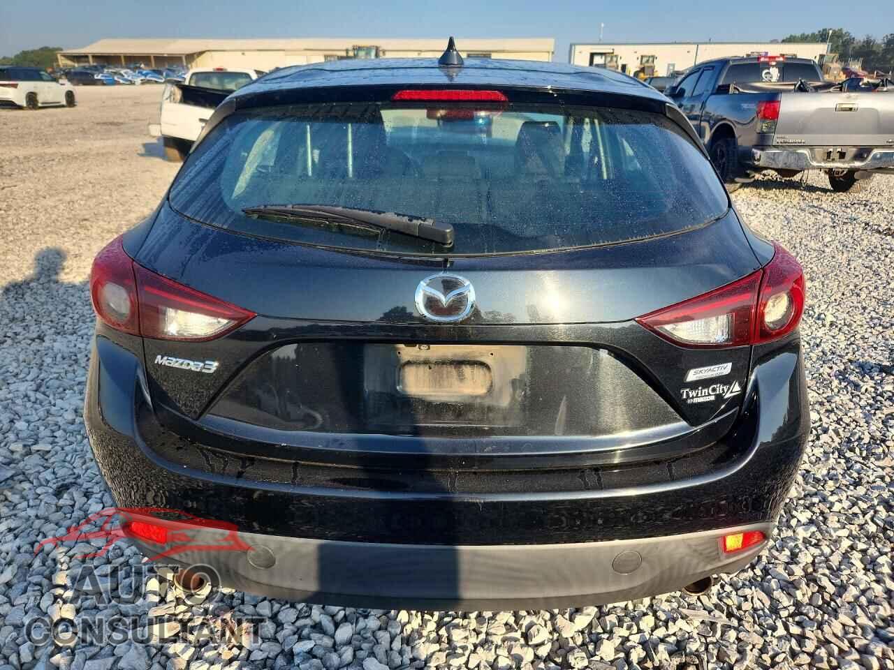 MAZDA 3 2016 - 3MZBM1M76GM324357