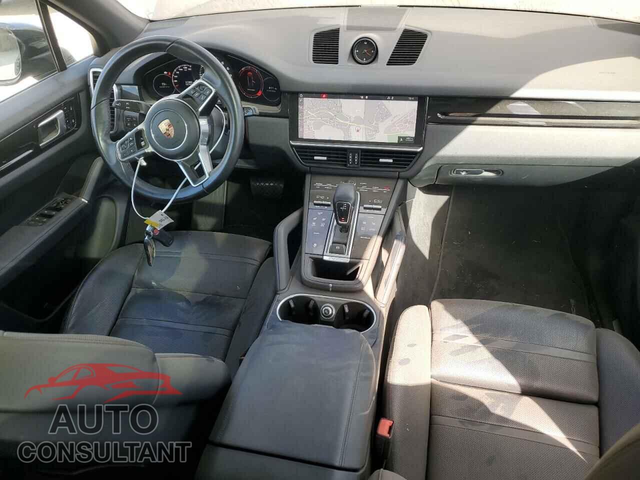 PORSCHE CAYENNE 2019 - WP1AA2AY7KDA15915
