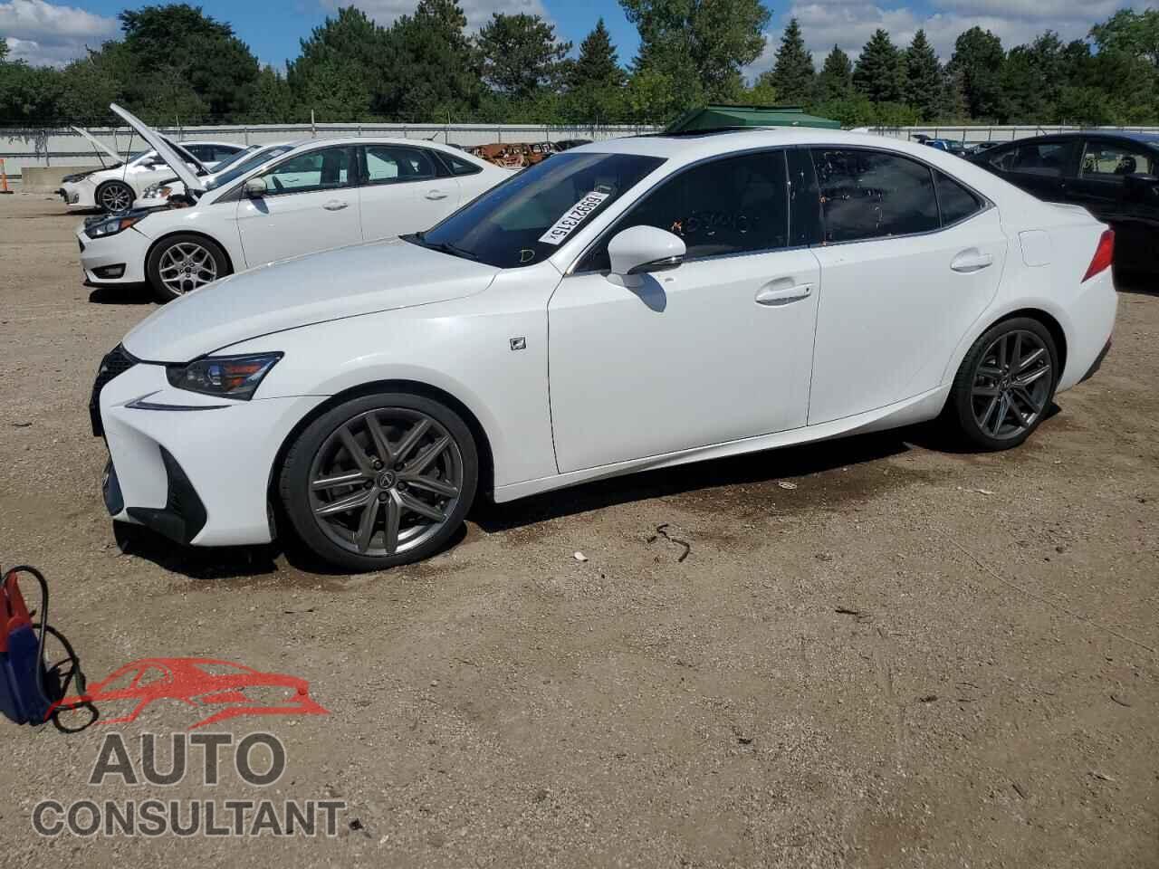 LEXUS IS 2019 - JTHC81D26K5036643