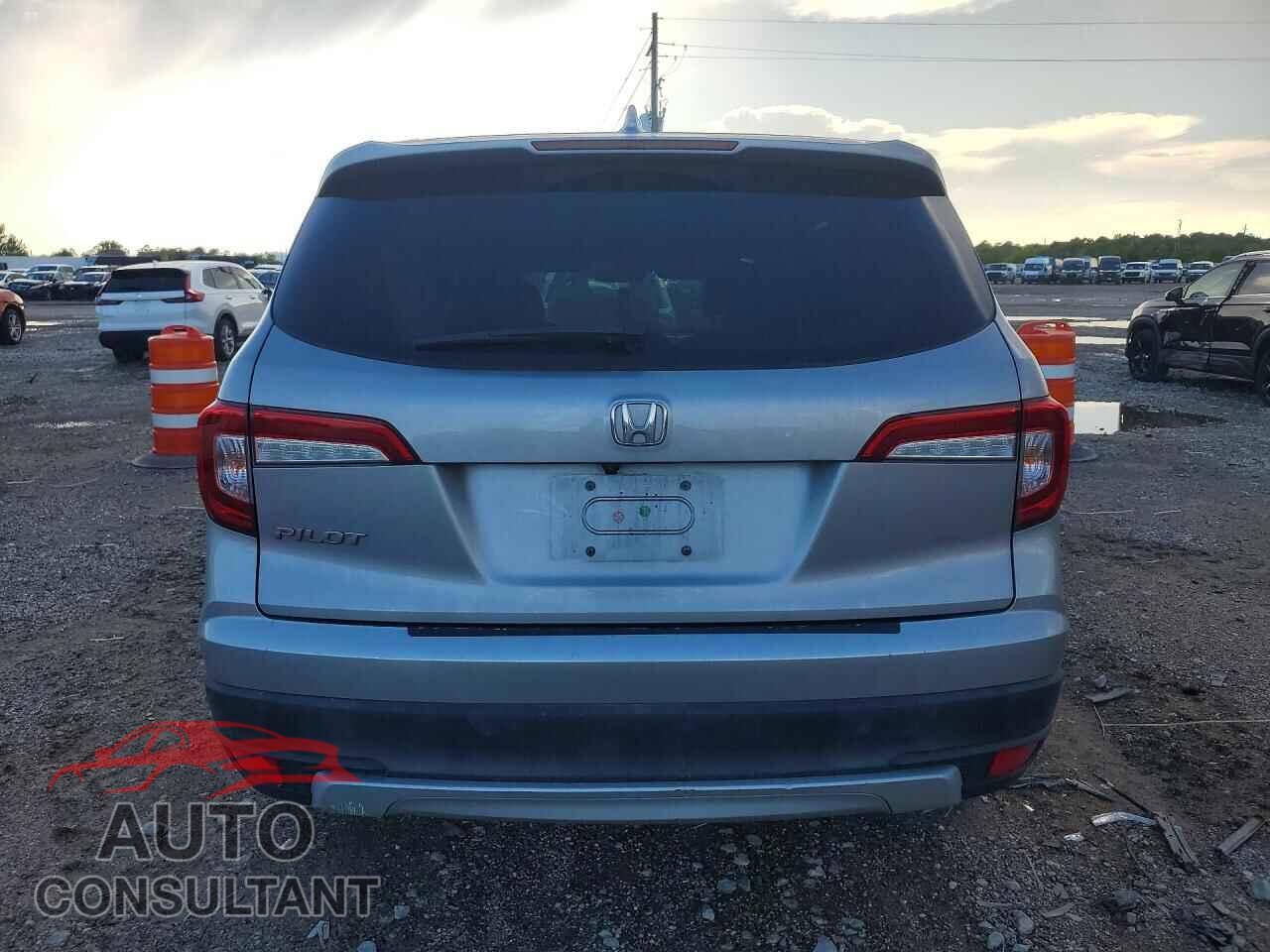 HONDA PILOT 2021 - 5FNYF5H55MB043948