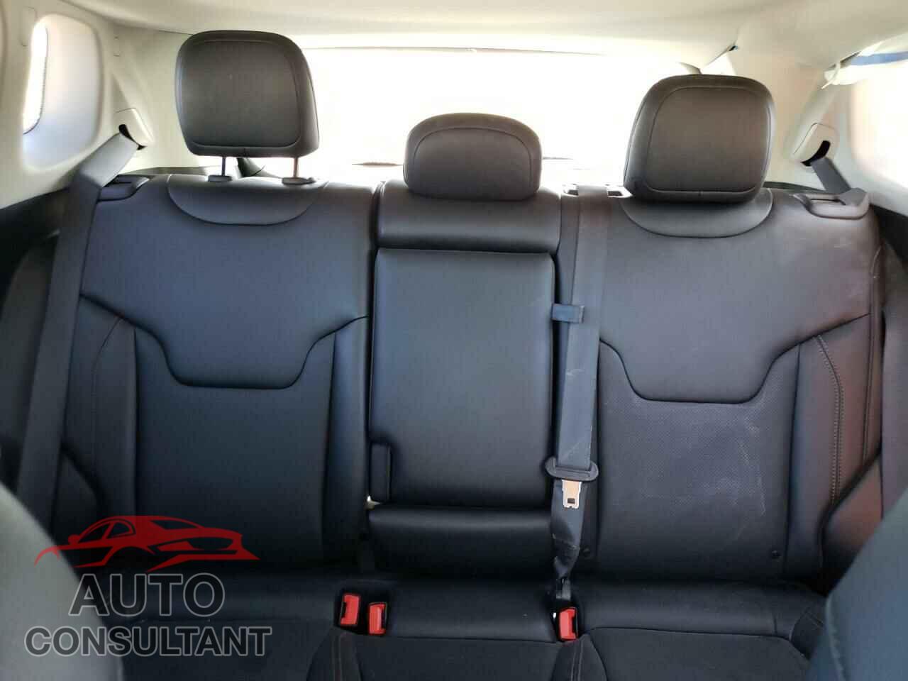 JEEP COMPASS 2022 - 3C4NJDCB2NT174380