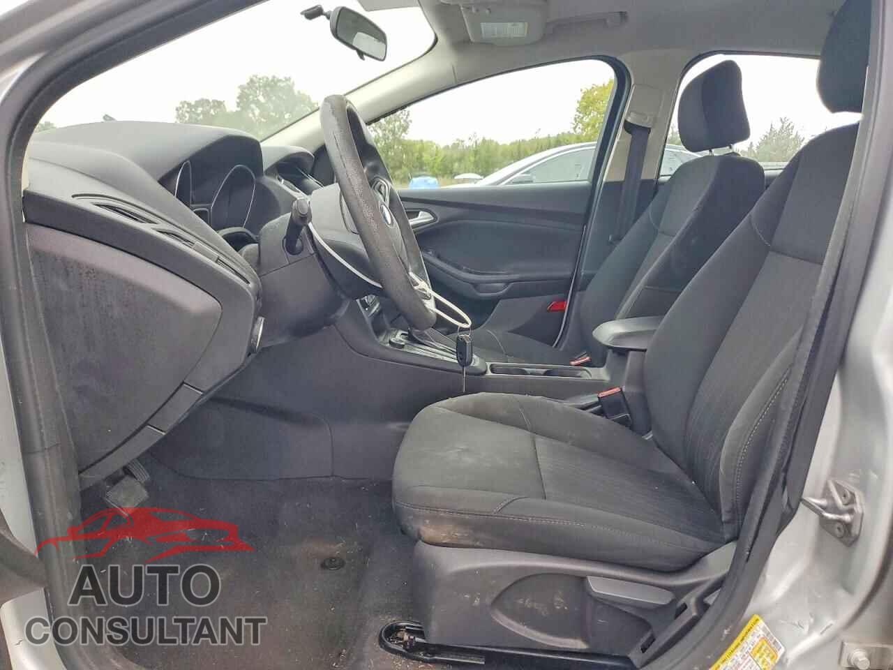 FORD FOCUS 2016 - 1FADP3F20GL293081