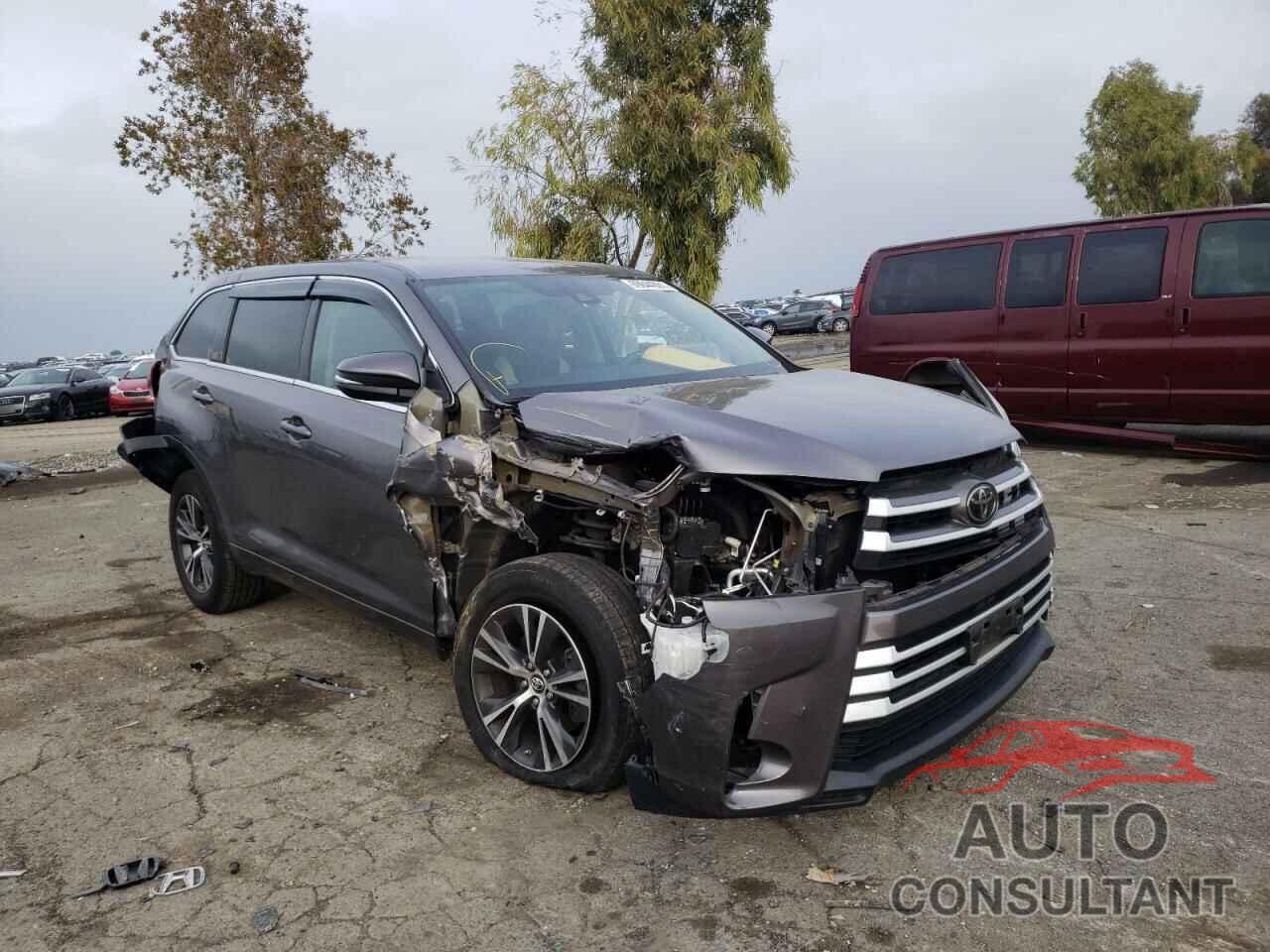 TOYOTA HIGHLANDER 2017 - 5TDBZRFH8HS482550