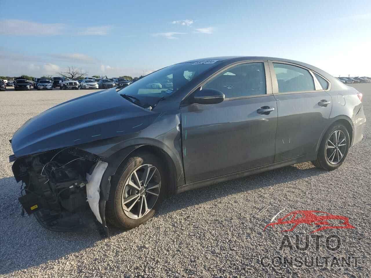 KIA FORTE 2023 - 3KPF24AD2PE685066