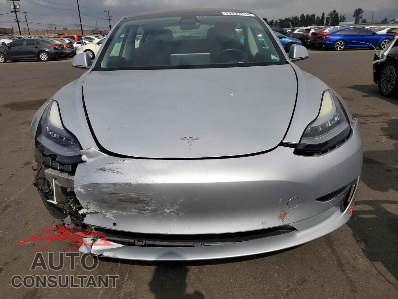 TESLA MODEL 3 2017 - 5YJ3E1EA5HF001874