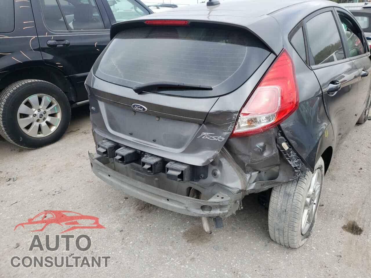 FORD FIESTA 2017 - 3FADP4EJ9HM135806