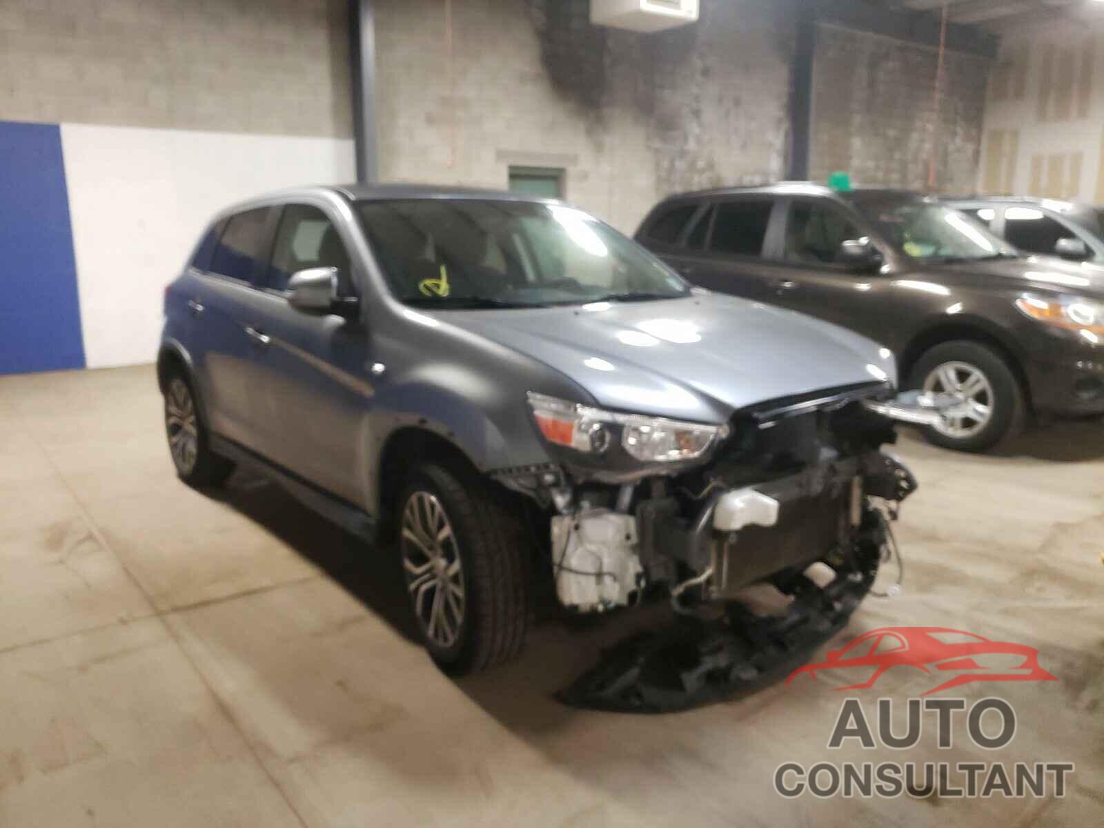 MITSUBISHI OUTLANDER 2019 - JA4AP4AU7KU014119