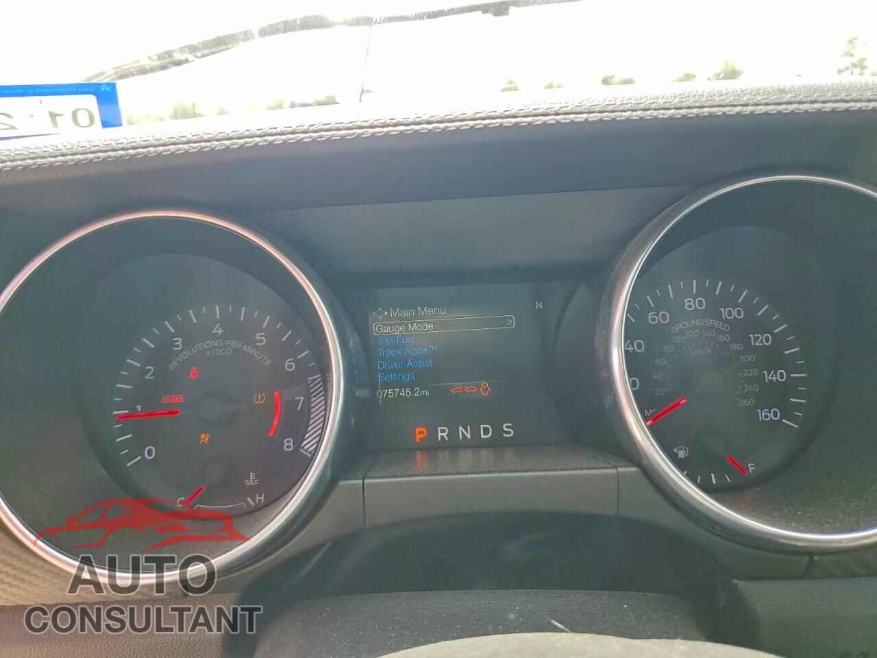 FORD MUSTANG 2018 - 1FA6P8TH7J5162921