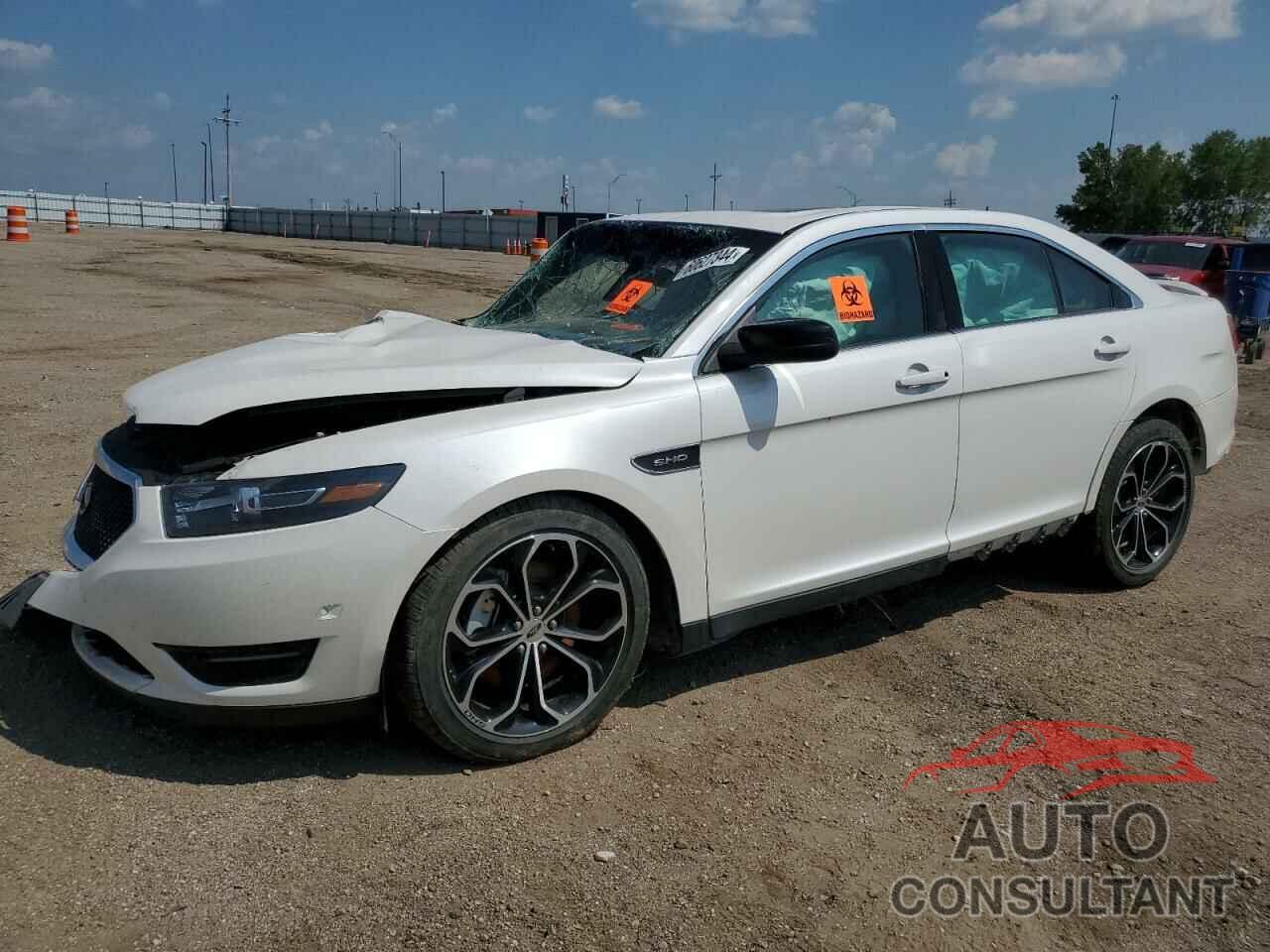 FORD TAURUS 2018 - 1FAHP2KT2JG127882