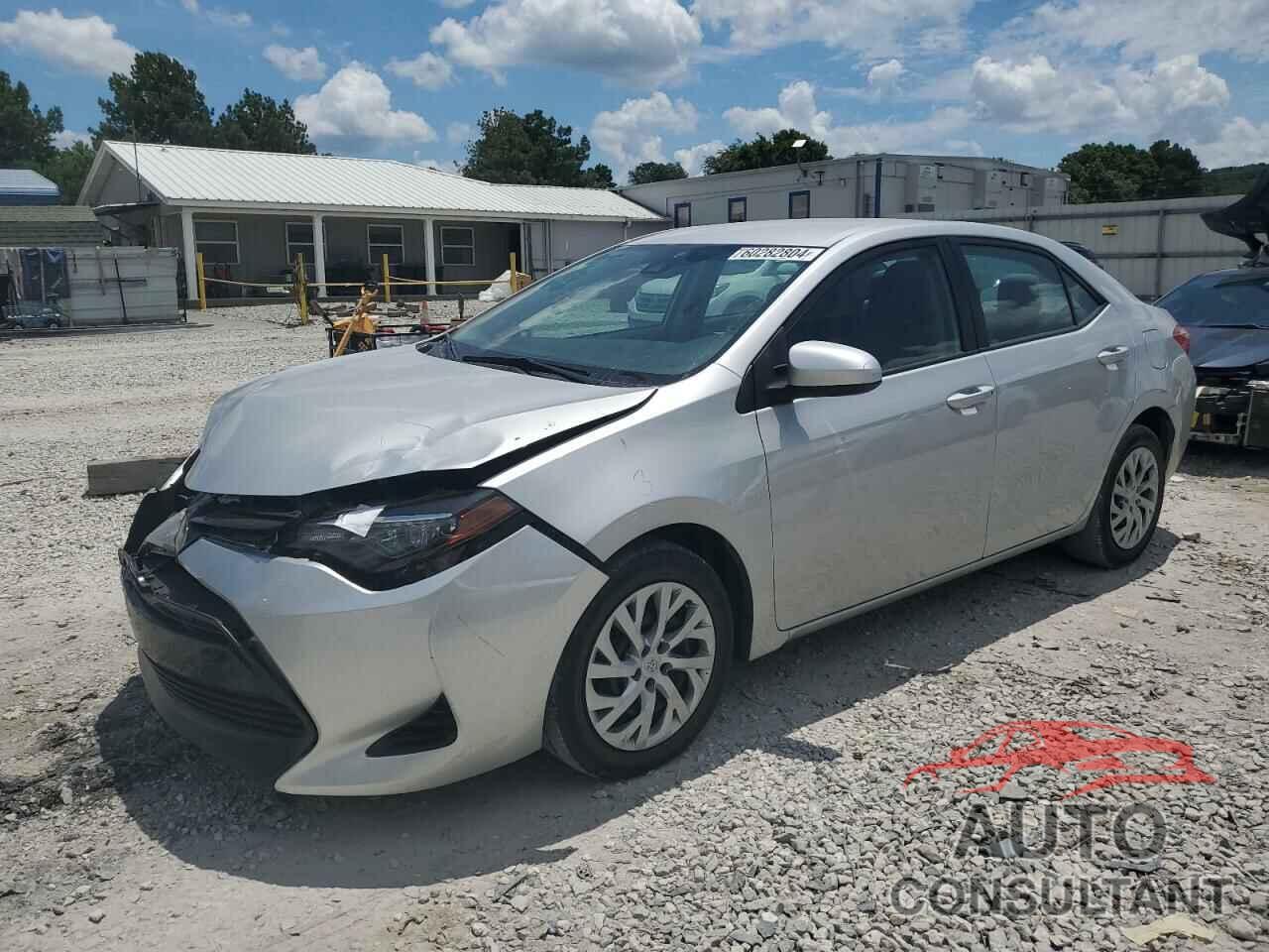 TOYOTA COROLLA 2018 - 5YFBURHE3JP800008
