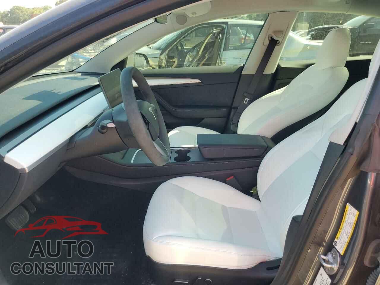 TESLA MODEL 3 2023 - 5YJ3E1EA0PF654286