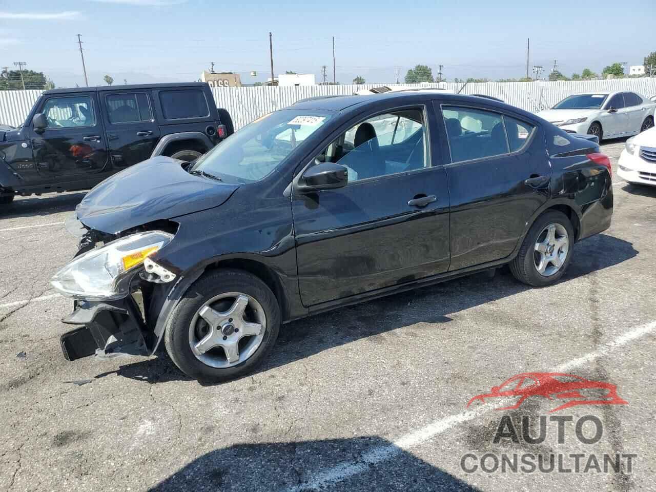 NISSAN VERSA 2019 - 3N1CN7AP3KL853861