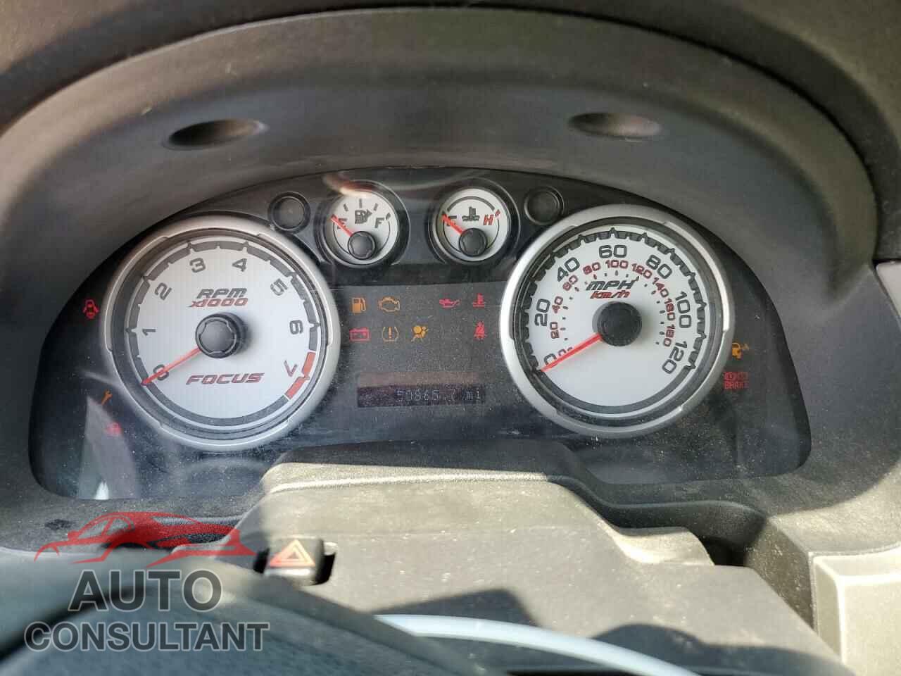 FORD FOCUS 2009 - 1FAHP37N29W106919