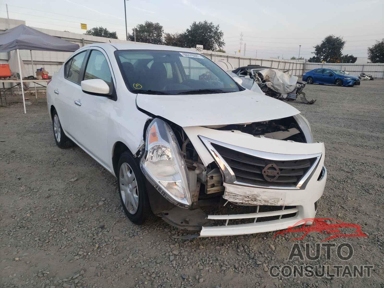 NISSAN VERSA 2016 - 3N1CN7AP5GL844022