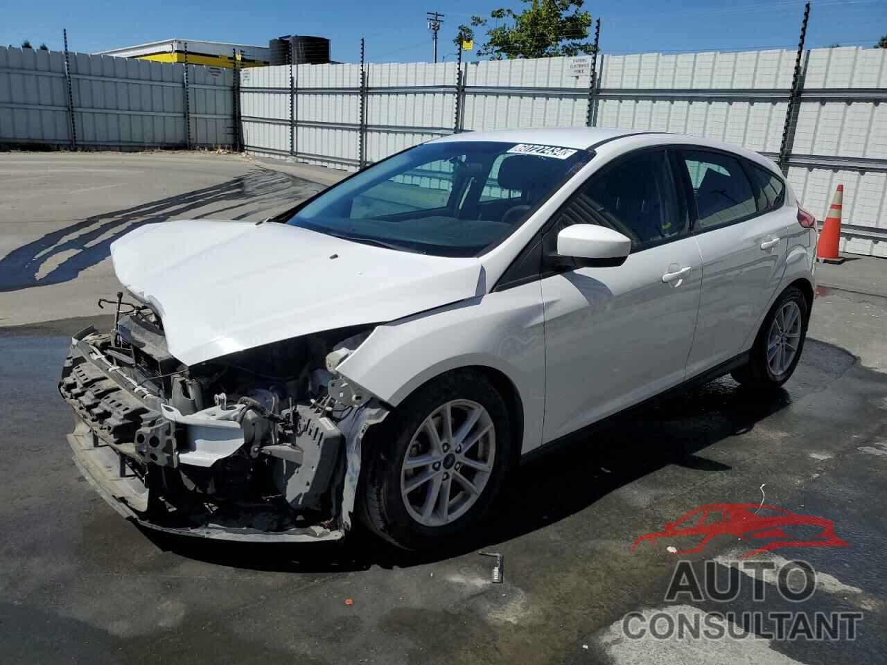 FORD FOCUS 2018 - 1FADP3K29JL261159